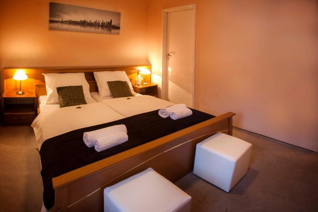 Hotel Wyzsza Brama Centrum Cieszyn  Room photo